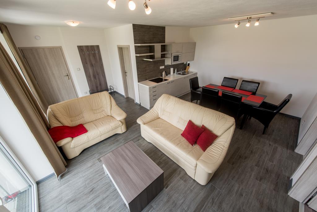 Apartmany 154 Lipno nad Vltavou Eksteriør bilde