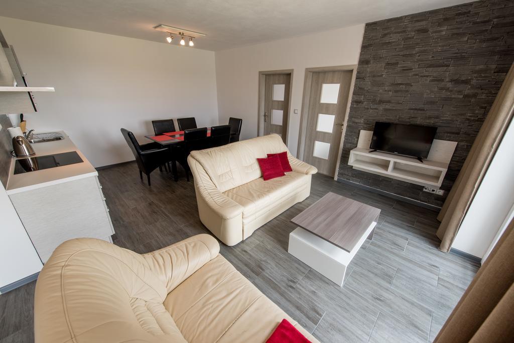 Apartmany 154 Lipno nad Vltavou Eksteriør bilde