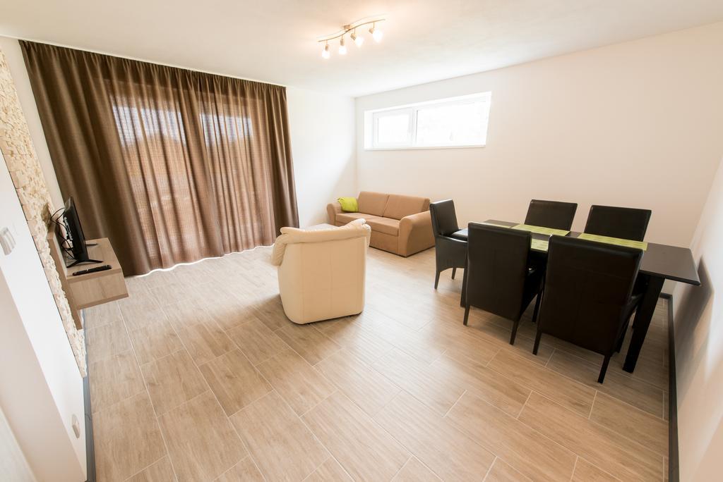 Apartmany 154 Lipno nad Vltavou Eksteriør bilde